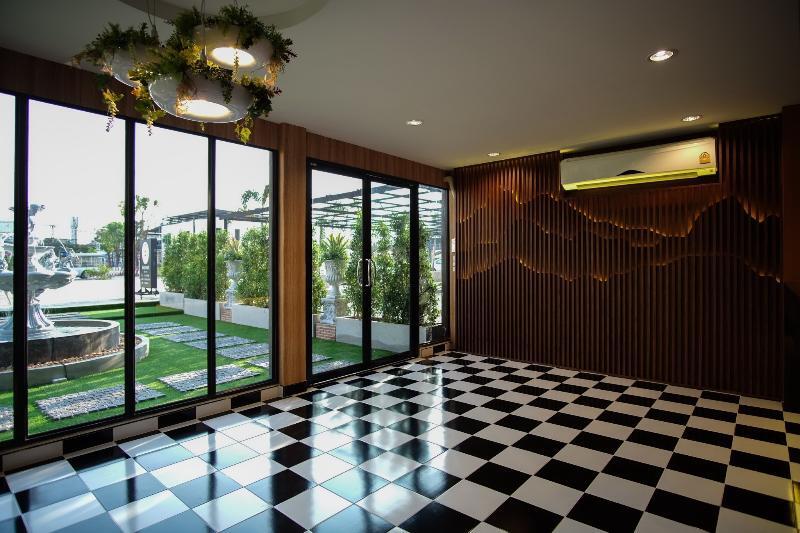 The O-Zone Airport Inn Bangkok Bagian luar foto